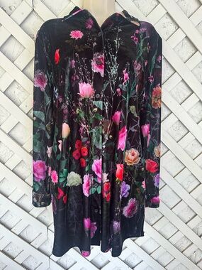 Soft Surroundings Tunic Top Womens M Black Floral Velvet Button Up Boho Artsy
